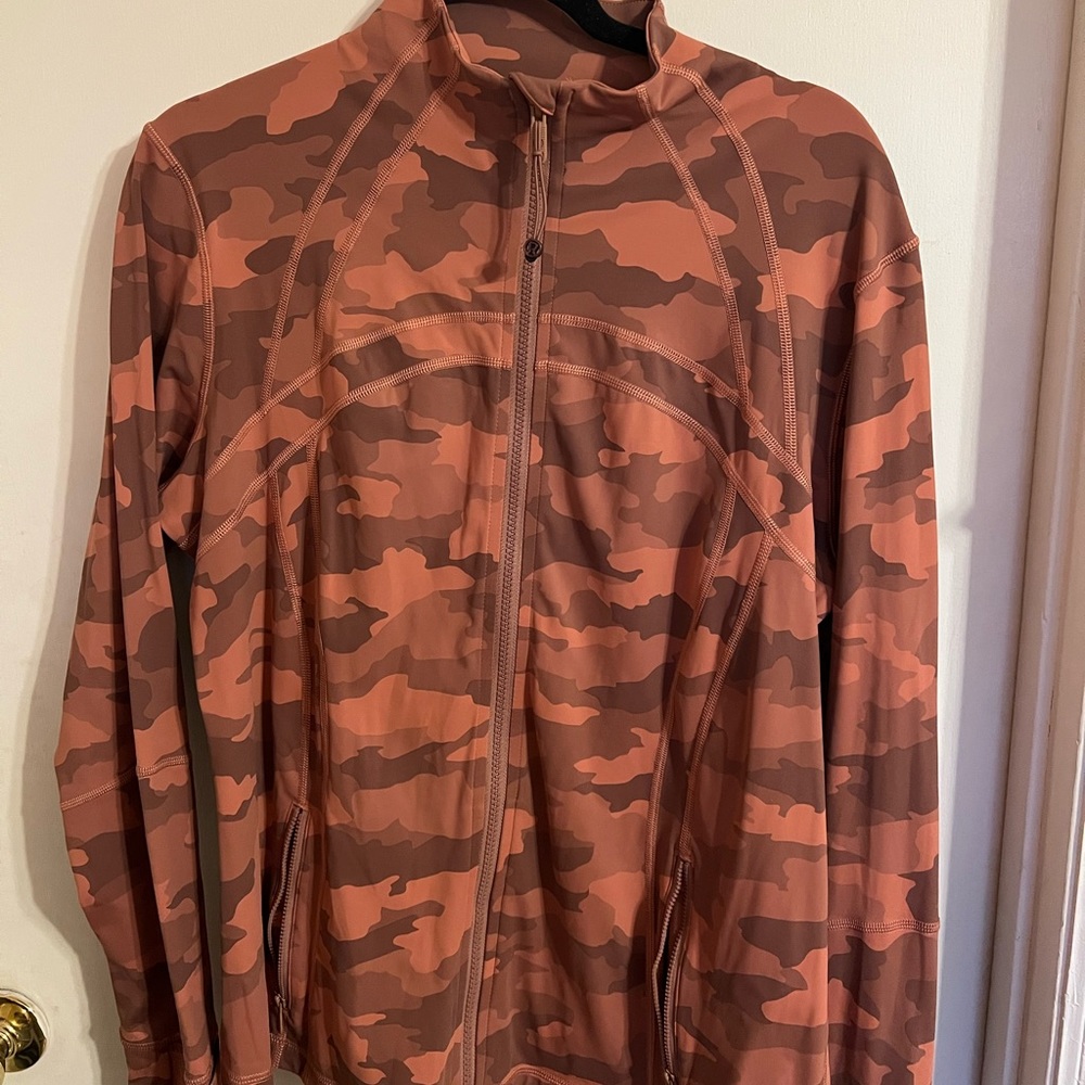 Lululemon Define Jacket - Heritage 350 Camo Brier Rose Multi